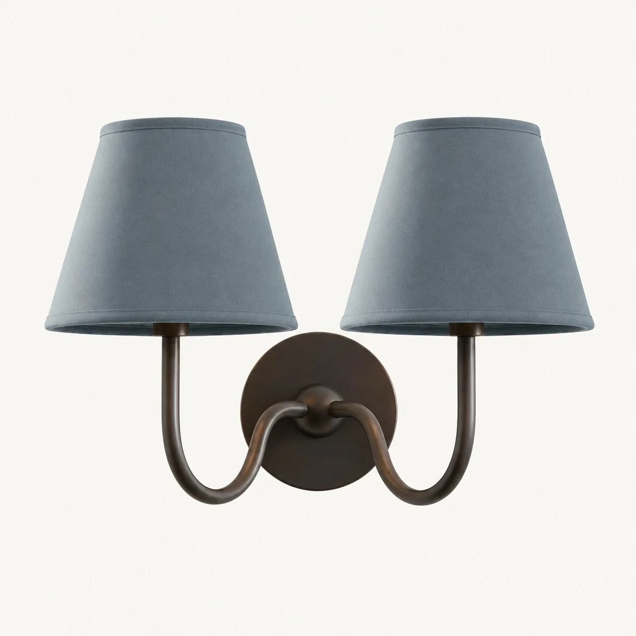 Luvora 2 Heads · Matte Black · Dusty Blue Plain