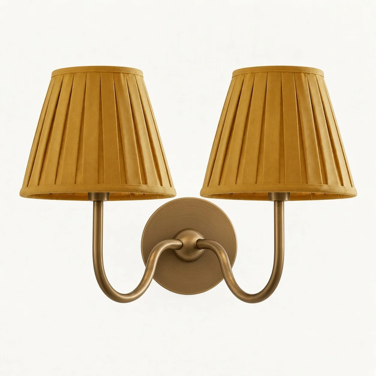 Luvora 2 Heads · Brass · Mustard Yellow Pleated