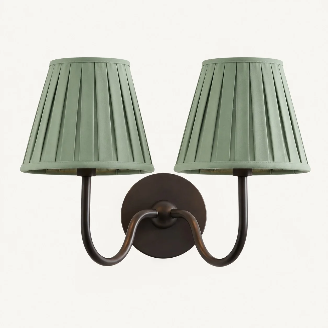 Luvora 2 Heads · Matte Black · Sage Green Pleated