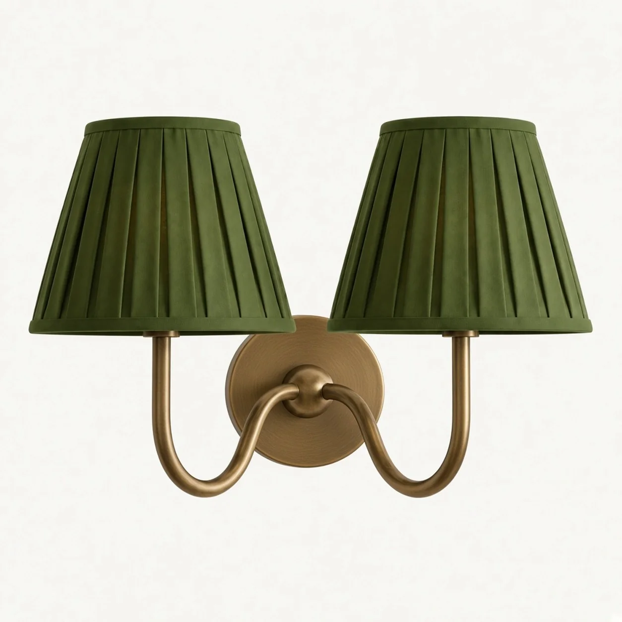 Luvora 2 Heads · Brass · Green Pleated