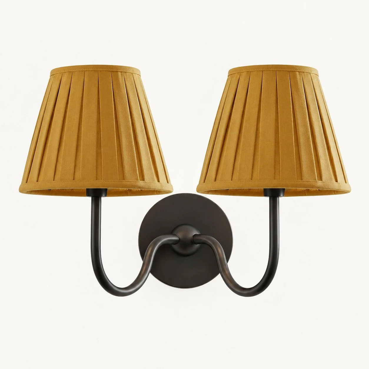 Luvora 2 Heads · Matte Black · Mustard Yellow Pleated
