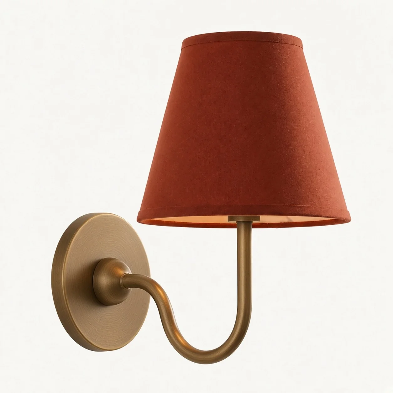 Luvora 1 Head · Brass · Red Plain