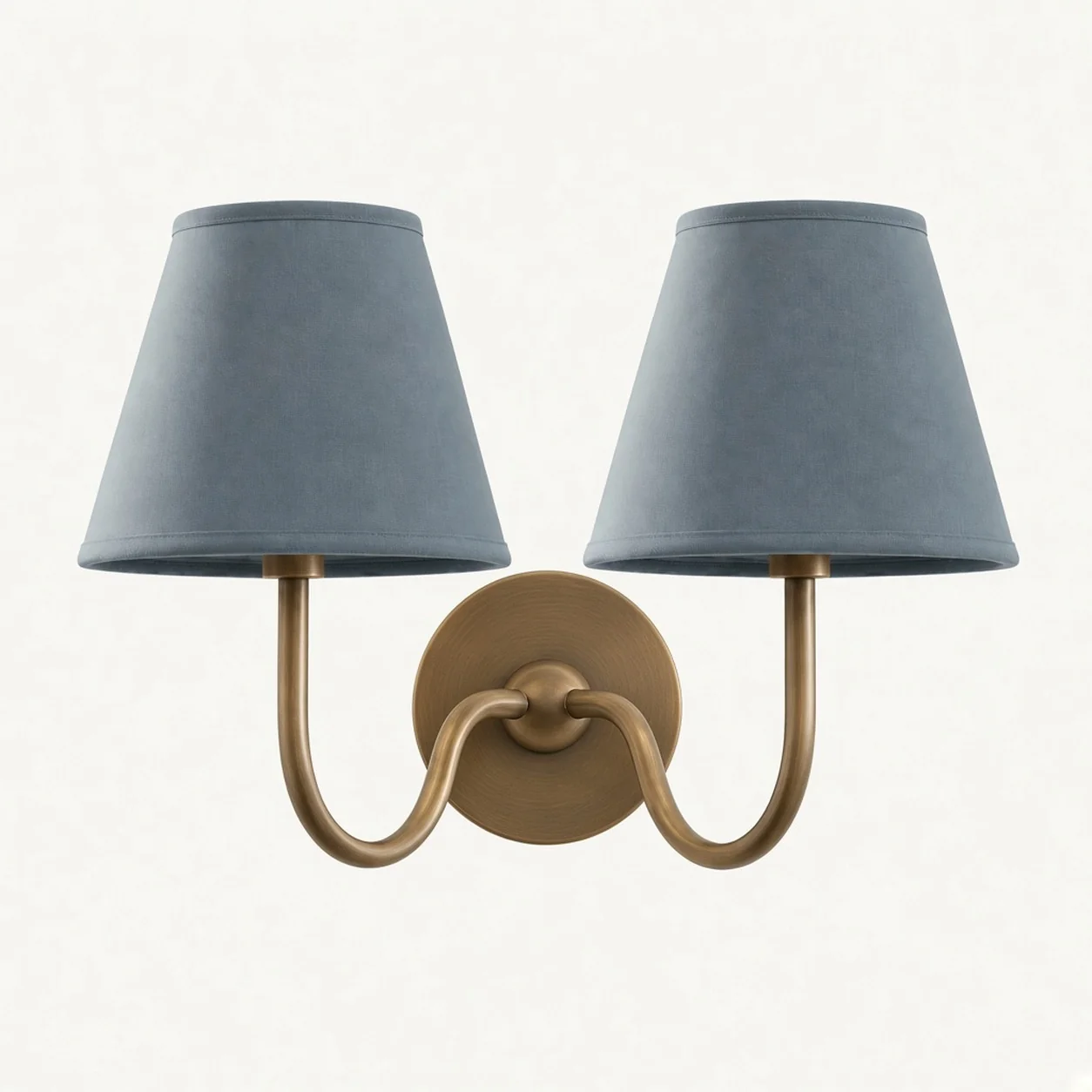 Luvora 2 Heads · Brass · Dusty Blue Plain