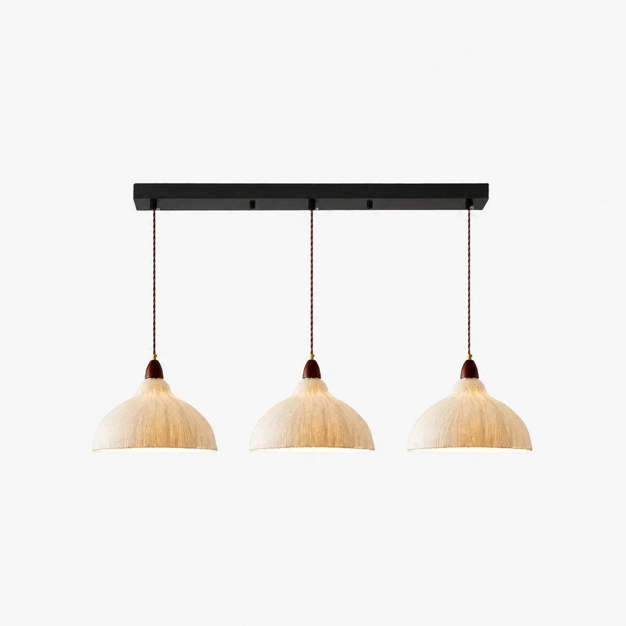 Gunan / B three-head pendant.